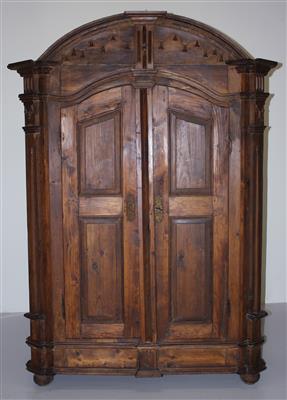 Provinzieller Schrank, - Möbel und dekorative Kunst