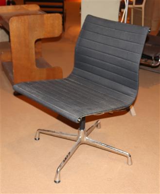 Konferenzstuhl aus der Aluminium Group Serie Modell EA 106, - Möbel und Design