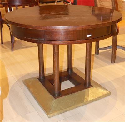 Runder Spätjugendstil-Tisch, - Summer auction Furniture