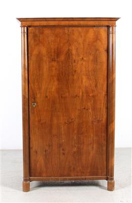 Biedermeier Garderobeschrank um 1825/30, - Möbel