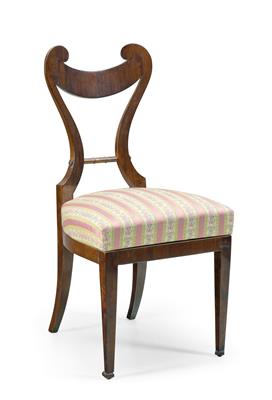 Ausgefallenes Modell eines Biedermeier Sessels, - Möbel