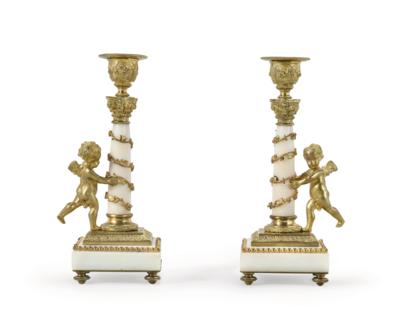 Kleines Kerzenleuchterpaar im Louis XVI-Stil, - Möbel