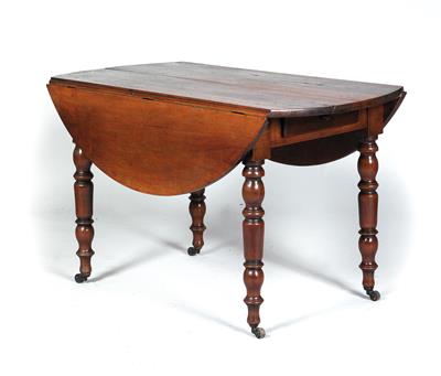 A provincial expansion table, - Rustic Furniture