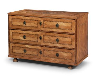 Neo-Classical chest of drawers, - Mobili e arti decorative