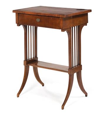 Elegant Biedermeier side table or work table, - Mobili