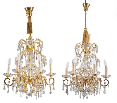 Pair of dainty salon chandelier, - Nábytek, koberce