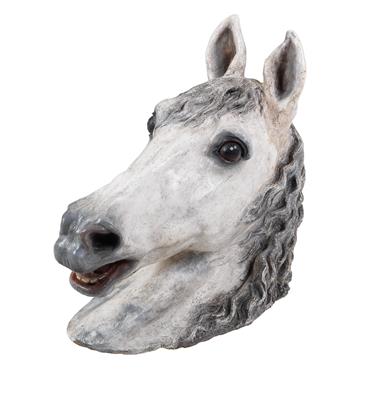 Horse’s head, - Di provenienza aristocratica