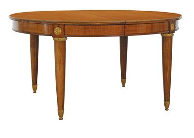 Large oval extending table, - Furniture