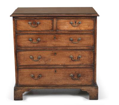 Small English chest of drawers, - Nábytek, koberce