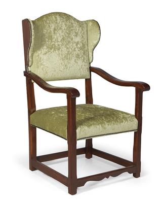 Provincial wing back chair, - Mobili e arti decorative