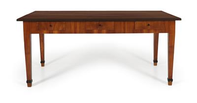 Biedermeier dining table, - Nábytek, koberce