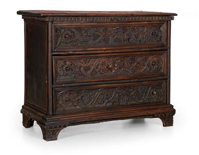 Northern Italian Renaissance chest of drawers, - Mobili