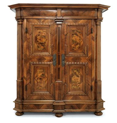 Small Baroque cabinet, - Nábytek