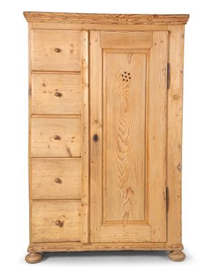 Large rustic store cupboard, - Rustikální nábytek