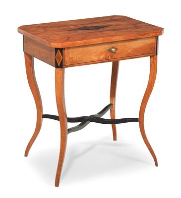 Small Biedermeier table, - Furniture and Decorative Art