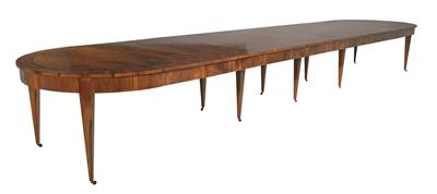 Large pull-out table in Biedermeier style, - Nábytek