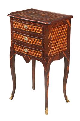 Tall chest of drawers, - Furniture and Decorative Art