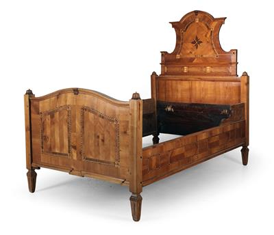 Neo-Classical bed, - Furniture and Decorative Art