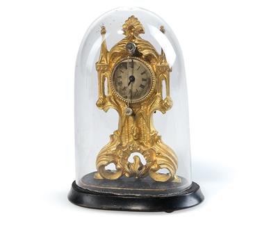 A small zappler table clock - Majetek aristokratického původu a předměty důležitých proveniencí