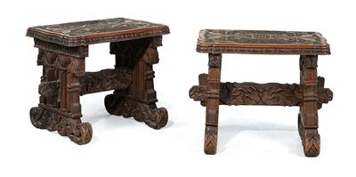 A pair of historicist stools, - Di provenienza aristocratica