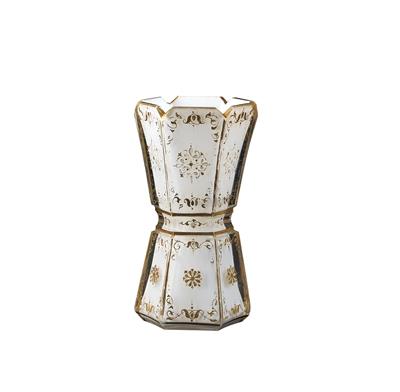 Vase, - Aus aristokratischem Besitz und bedeutender Provenienz