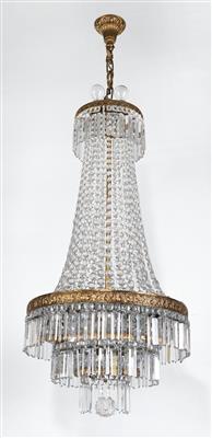 A salon chandelier, - Mobili e arti decorative