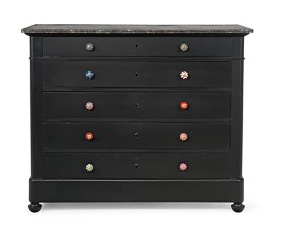 A chest of drawers, - Furniture and Decorative Art