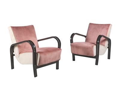 A pair of armchairs, - Mobili e arti decorative