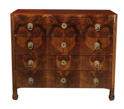 A Biedermeier Chest of Drawers, - Furniture and Decorative Art