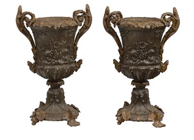 A Pair of Small Crater Vases, - Property from Aristocratic Estates and Important Provenance