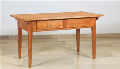 A Provincial Biedermeier Table, - Nábytek