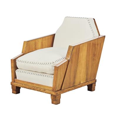 An Art Deco Armchair, - Asie, starožitnosti a nábytek - Část 2