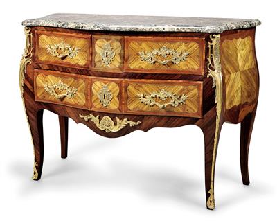 A French Salon Chest of Drawers, - Asiatico, antiquariato e mobili - Parte 2