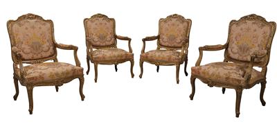 A Set of Four Neo-Baroque Chairs, - Asie, starožitnosti a nábytek - Část 2