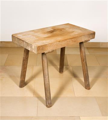 A Small Rustic Work Table, - Nábytek