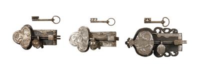 A Set of 3 Baroque Locks with Matching Keys, - Bauern- und Landhausmöbel
