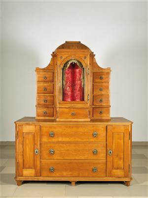 A Provincial Josephinian Cabinet on Chest, - Nábytek