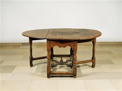 An Extending Table, - Furniture