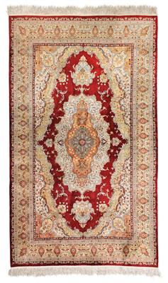 Hereke silk, - Oriental Carpets, Textiles and Tapestries