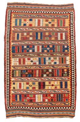 Qashqai kilim, - Oriental Carpets, Textiles and Tapestries