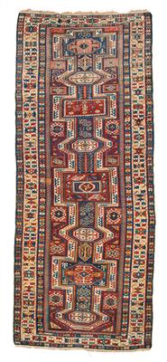 Ordutch Konagkend, - Oriental Carpets, Textiles and Tapestries