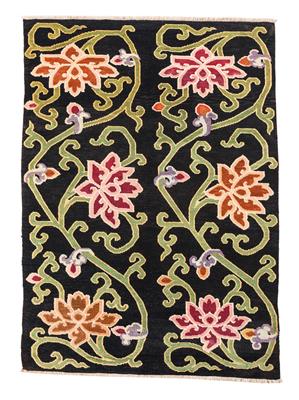 China carpet, - Orientální koberce, textilie a tapiserie