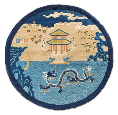 Beijing round, - Oriental carpets, textiles and tapestries