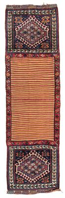 Luri Khordjin, - Carpets
