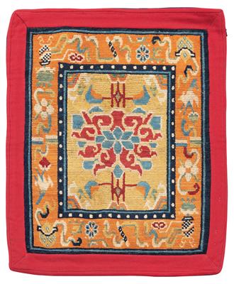 Lotus Carpet, Tibet, c. 83 x 68 cm, - Tappeti orientali, tessuti, arazzi