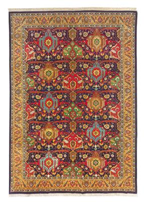 Tabriz, Iran, c. 352 x 250 cm, - Oriental Carpets, Textiles and Tapestries