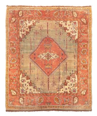 Ushak, - Oriental Carpets, Textiles and Tapestries