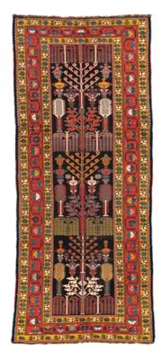 Bakhtiar, Iran, c. 337 x 145 cm, - Oriental Carpets, Textiles and Tapestries