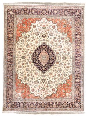 Ghom Silk, Iran, c. 400 x 303 cm, - Oriental Carpets, Textiles and Tapestries