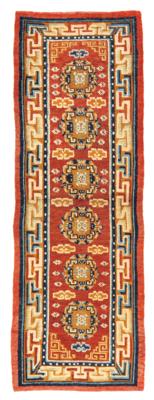 Shigatse Khaden, Tibet, c. 243 x 84 cm, - Orientální koberce, textilie a tapiserie